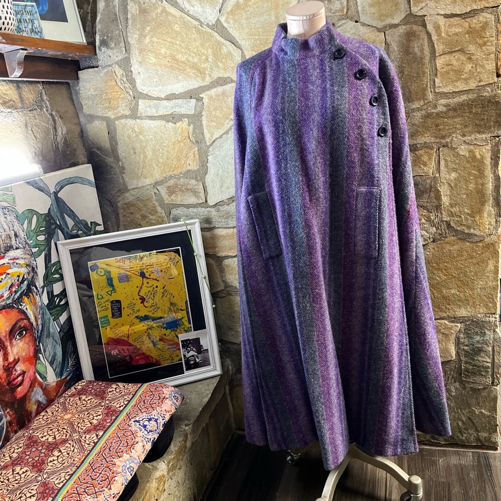 Vintage Hourihan of Dublin Irish Wool Cape – Purple Striped Donegal Tweed